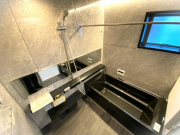 1.25坪の浴室は浴室乾燥機さらにお肌にウレシイ軟水器も設置！