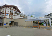 JR山陰本線「嵯峨嵐山」駅まで徒歩約17分。