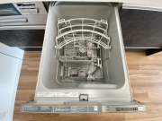 キッチンは食器洗浄乾燥機も付属します。