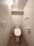 トイレ内部・トイレ便器セットはリニューアルいたします。
